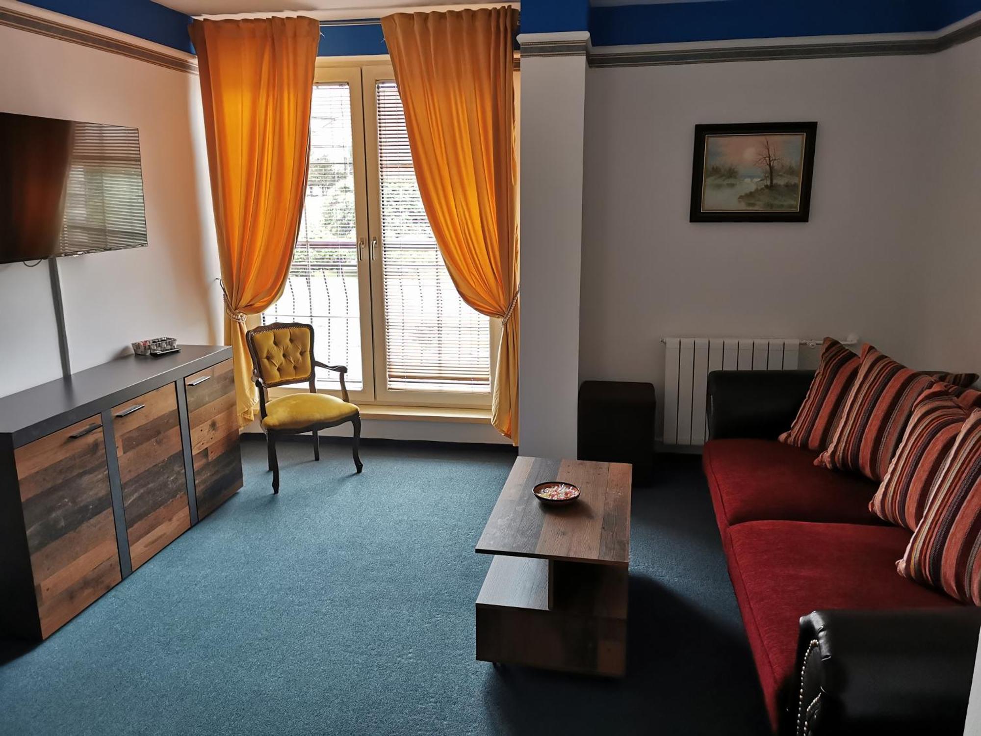 Hotel Diana Nové Mesto nad Váhom Quarto foto
